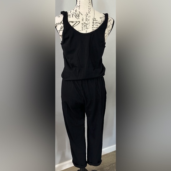 Michael Stars Black Relaxed Fit Jumpsuit🖤 - Picture 5 of 15
